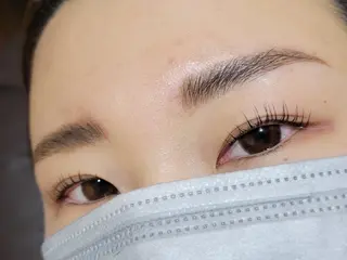 マツエク・マツパ 💜bora .のネイルデザイン