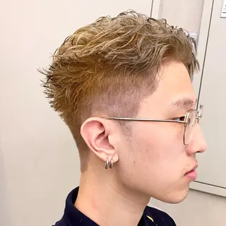 ショート カラー メンズ 透明感・ハイトーン・ 艶カラー/若林のヘアスタイル