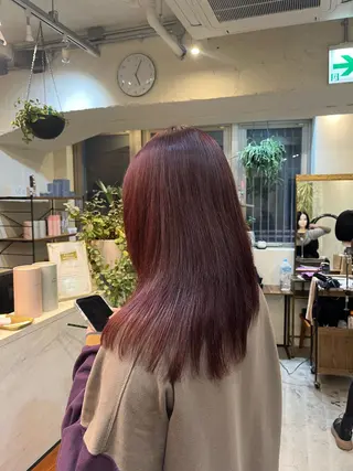カラー 清水 こなねのヘアスタイル