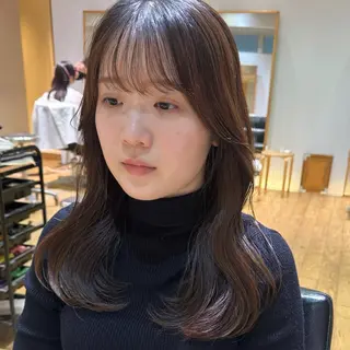 ミディアム パーマ 大橋 芽衣のヘアスタイル