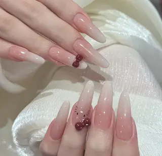 ネイル 🎀彩羽チップ 長さだし専門🎀のネイルデザイン