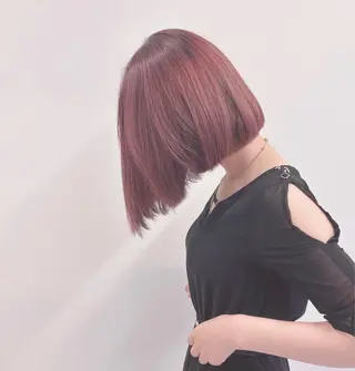 ショート カラー 髪質改善✨透明感カラ ー🌈シエルブルーのヘアスタイル