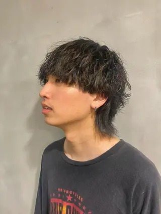 ショート パーマ メンズ そうや🐺ブリーチ/ デザインカラーのヘアスタイル