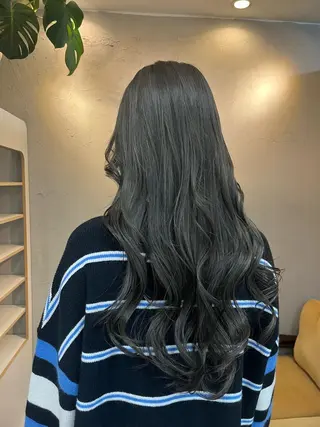 ロング カラー 🫧tomoka 透明感カラー🫧のヘアスタイル