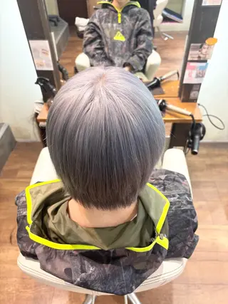 カラー メンズ ブリーチ予約率90% 以上✨森山陽向のヘアスタイル