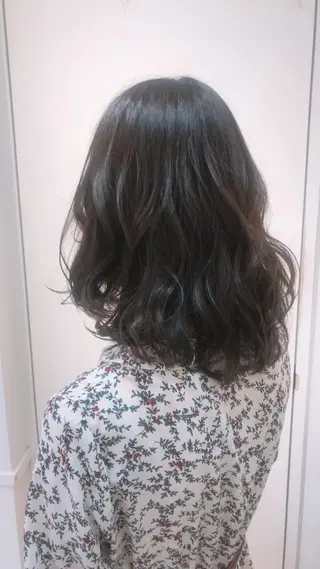 ミディアム 艶髪✨髪質改善カラー 楠本浩子のヘアスタイル