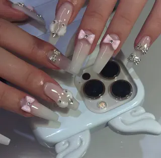 ネイル Chisa Nail Studio所属・チ サのネイルデザイン