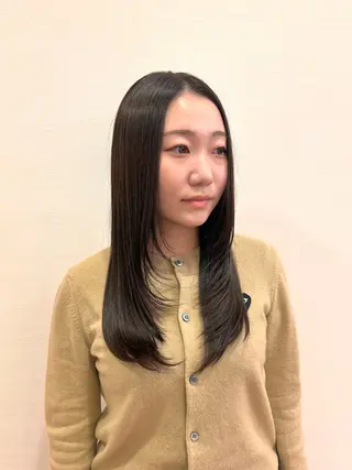 セミロング カラー ミ ユのヘアスタイル