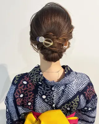 ロング ヘアアレンジ tomida yukiの眉毛・アイブロウイメージ