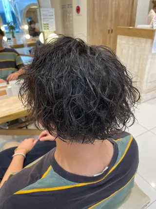 ミディアム パーマ メンズ 本厚木|縮毛矯正/ 酸性スト専門サロンのヘアスタイル