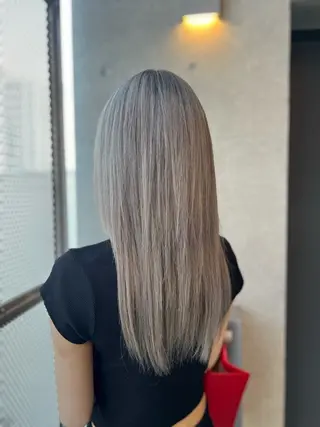 セミロング カラー 【DEST】 KAHOのヘアスタイル