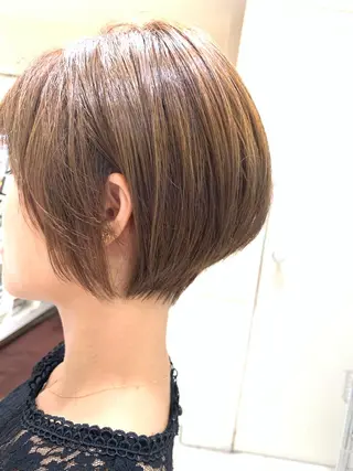 ショート MODEks eau 佐藤優志のヘアスタイル