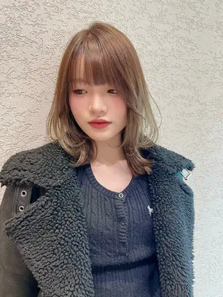 ミディアム カラー レイヤー/韓国 ハイトーン興津史弥のヘアスタイル