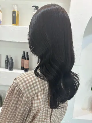 ロング 顔周りのデザイン特化 井手麻梨栄のヘアスタイル