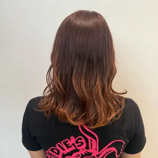 カラー 花島 来愛のヘアスタイル