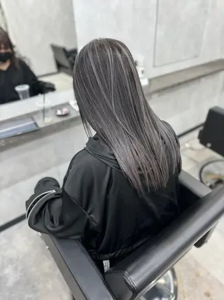 カラー 黒崎 懸のヘアスタイル