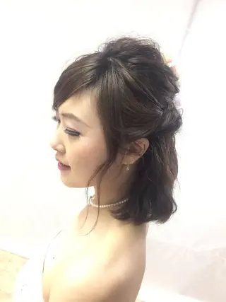 ヘアアレンジ 艶カラー🩵💛 NANAのヘアスタイル