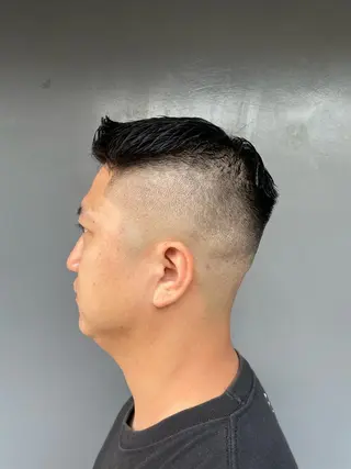 ショート メンズ FADE&LINE登戸店所属・🔥メンズ専門 美容師🔥 柳澤陵心のヘアスタイル