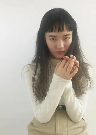 ロング FRAME所属・FRAME/髪を育 てる/大人デザインのヘアスタイル