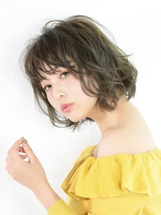 ミディアム カラー 倉橋 俊輔のヘアスタイル