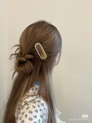 ロング カラー ナチュラルベージュ 🧸yuuna🧋のヘアスタイル