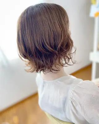 ミディアム カラー パーマ 荒木 ひろかのヘアスタイル