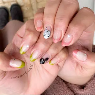 ネイル mofmofnail 🌿shimizuのネイルデザイン