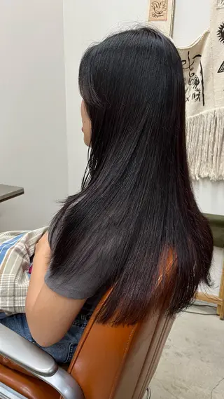 ロング カラー HI所属・【HI】 樋口莉乃のヘアスタイル