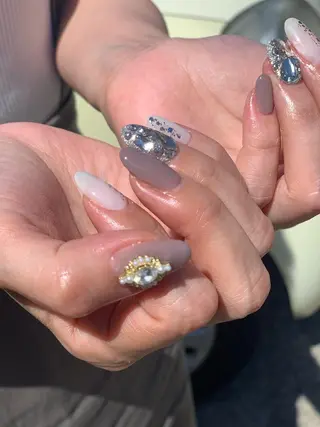 ネイル 大崎 奈々のネイルデザイン