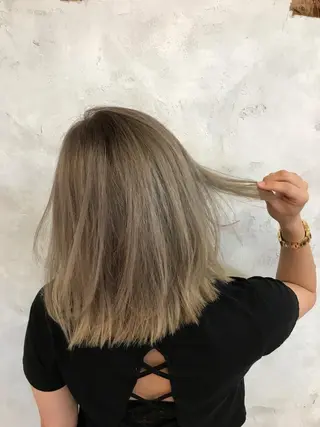 ミディアム 新井 広樹のヘアスタイル