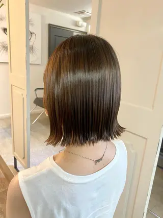 ミディアム カラー ボブ/透明感カラー 岸本涼奈のヘアスタイル