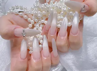ネイル ✨Nora💫 ワンホンネイルのネイルデザイン