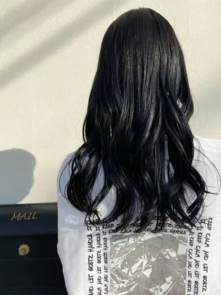 ロング カラー 三木　英音 bisouhairのヘアスタイル