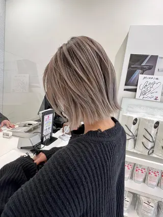 カラー slow所属・名取 純平のヘアスタイル