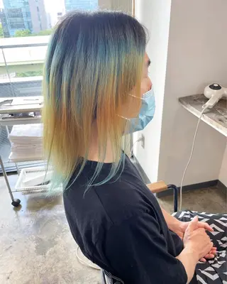 ミディアム カラー メンズ ハイトーン/レイヤー /ケアブリーチ石川治のヘアスタイル