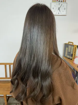 ロング ROSSO Hair&SPA 香椎宮前店所属・SHIINA 香椎宮前店のヘアスタイル