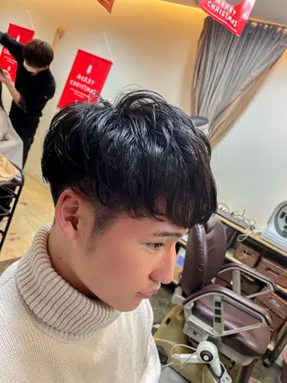 ミディアム パーマ メンズ メンズパーマ 赤司 泰樹のヘアスタイル