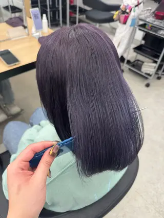 ミディアム カラー 暗髪🩶ラベンダー/ ブルー/ユウナ🤍のヘアスタイル