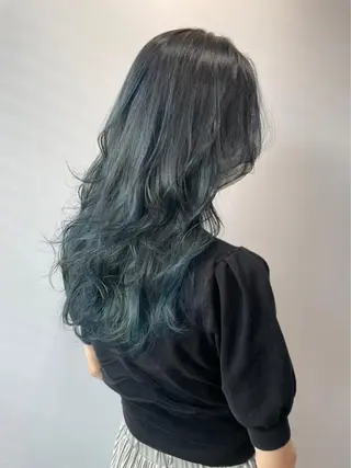 ロング カラー ツヤカラー🤍 ARISAのヘアスタイル