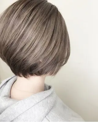 ショート カラー 髪質改善 Noe心斎橋店のヘアスタイル