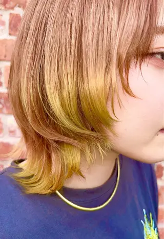 ショート カラー MIZUKI🫧ྀི 韓国ヘアAFLOATのヘアスタイル