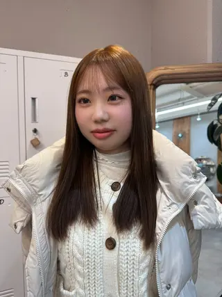 ロング カラー ハイトーン縮毛/暖色 なーな🎀🤍のヘアスタイル