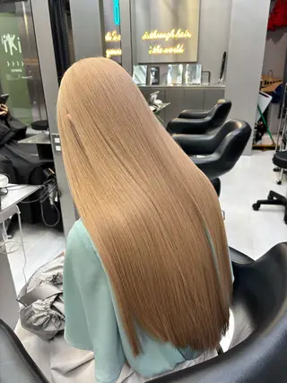 ロング iki omotesando所属・KIRYU SARAのヘアスタイル