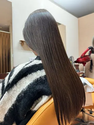 ロング ルキ🌈ブリーチカラ ー&メンズパーマ🦄のヘアスタイル