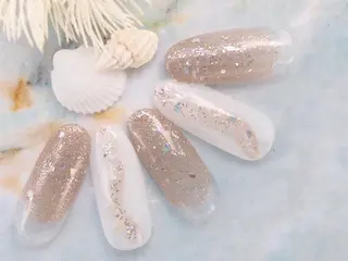 ネイル へぜリヒ ·もものネイルデザイン