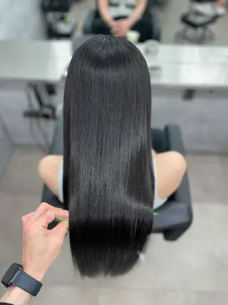 ロング 🦄髪質改善トリー トメント🦄イリスのヘアスタイル