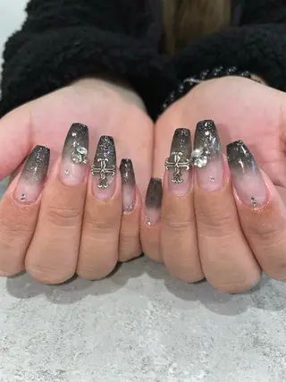 ネイル Raviliss ♡のネイルデザイン