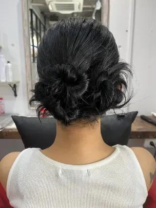 ミディアム 駅チカ【ali'i】 アリイ花崎友美☘のヘアスタイル