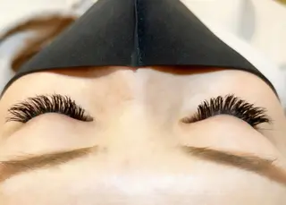 マツエク・マツパ LUNALUX所属・LUNALUX ルナルクスのマツエク・マツパデザイン