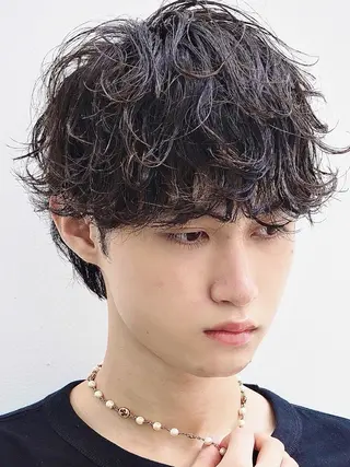 メンズ 波巻き/ツイスパ ⭐️岡安のヘアスタイル